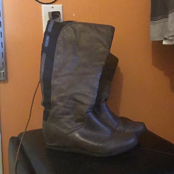 Cougar boots - Picture 2 of 3